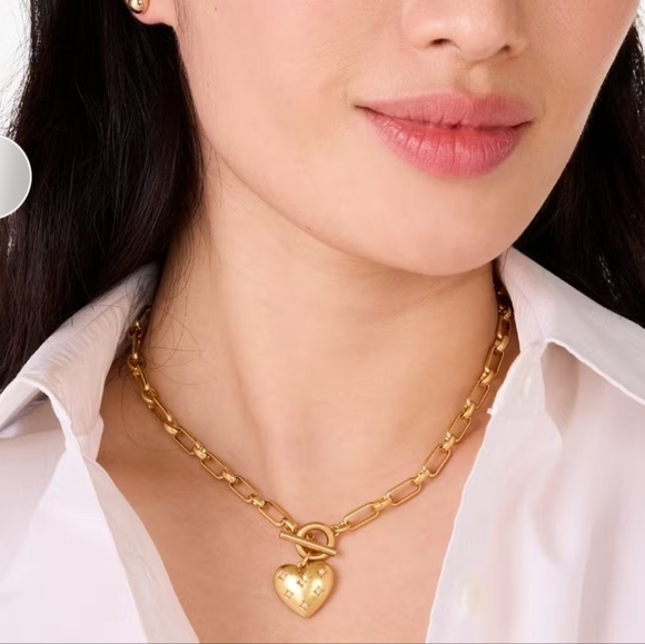 💛🔹️Kate Spade🔹️ Gold  My Precious Heart  Toggle  Necklace ($148 Sold out) - Picture 3 of 7